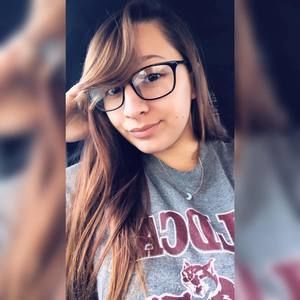 Meet your Posher, Adriana